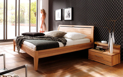 Die perfekte Schlafzimmereinrichtung: Von Betten bis Schränken – alles aus Massivholz